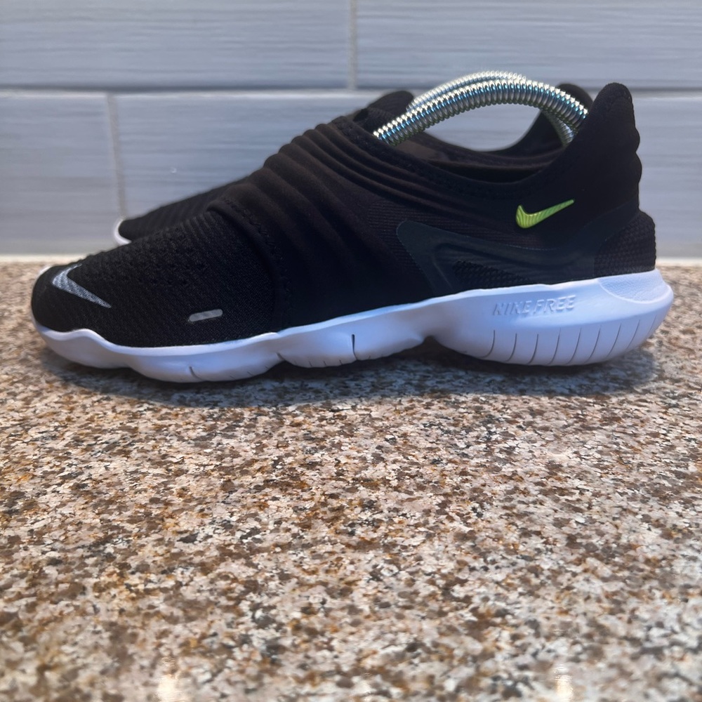 Nike Black Slip-On Athletic Shoes with White Sole and Neon Yellow Swoosh - Picture 2 of 8